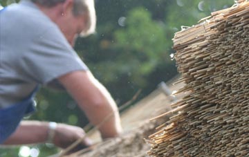 professional Whitemans Green thatchers